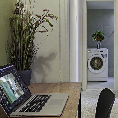 New Hidden Gem, A Studio At A Super Prime Location Aten Exteriör bild